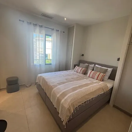 Majorelle Apartment *
